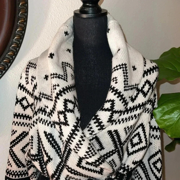 Ralph Lauren Women’s Black White Aztec Southwest Car Coat Cardigan Size XL - Picture 2 of 16
